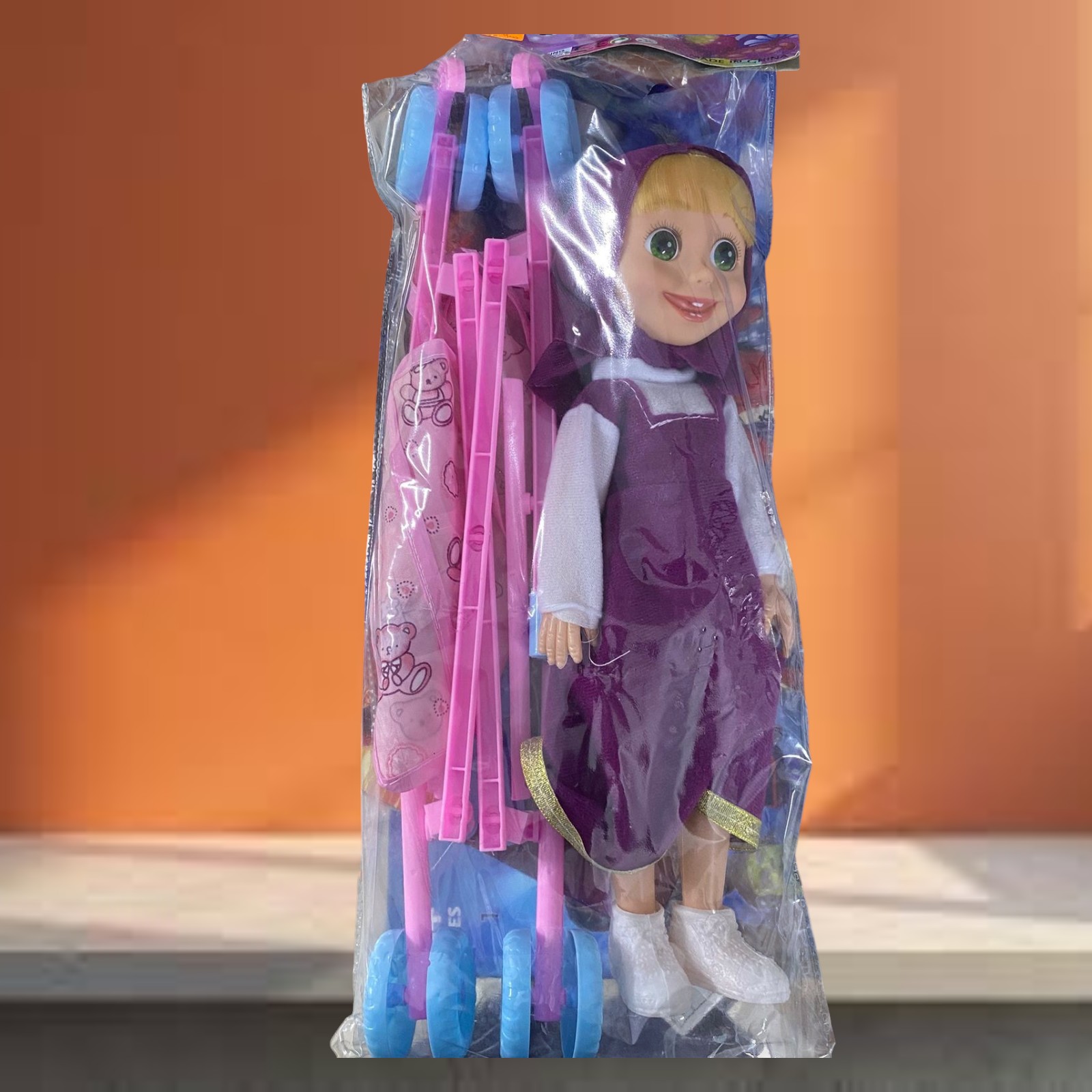 image Poupee Macha Avec Poussette